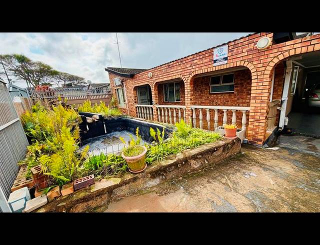 3 BEDROOM HOUSE FOR SALE IN LOTUS PARK